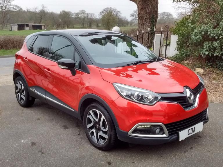 2016 Renault Captur 1 PRIVATE OWNER 1.5 dCi 110 Dynamique S Nav 5dr HATCHBACK Diesel Manual