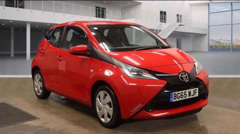2015 Toyota AYGO 1.0 VVT-i X-Play 5dr HATCHBACK PETROL Manual