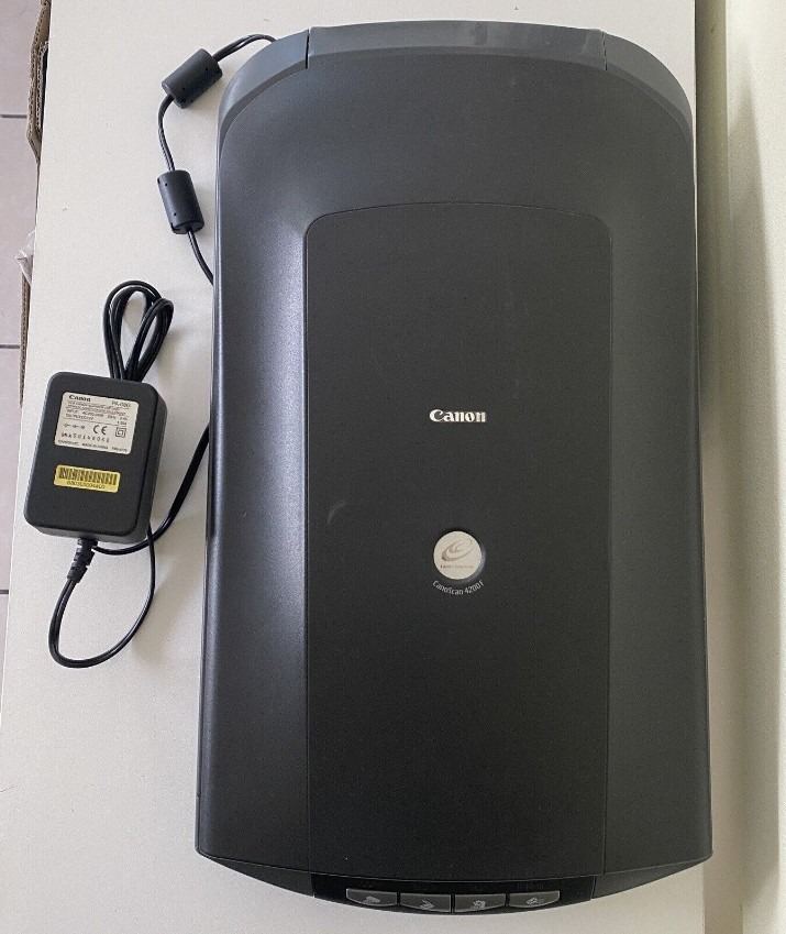 Canon 4200F scanner 