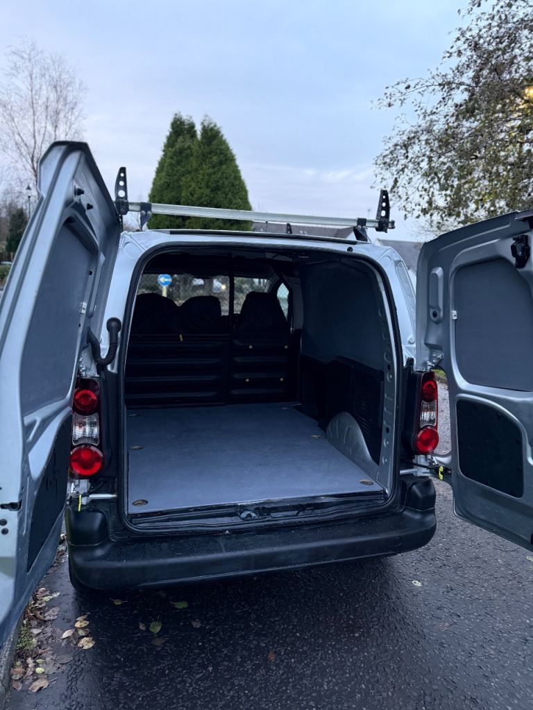 Peugeot, PARTNER, Panel Van, 2017, Manual, 1560 (cc)