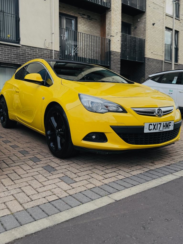 Vauxhall, GTC, 2017, Automatic, 3 doors