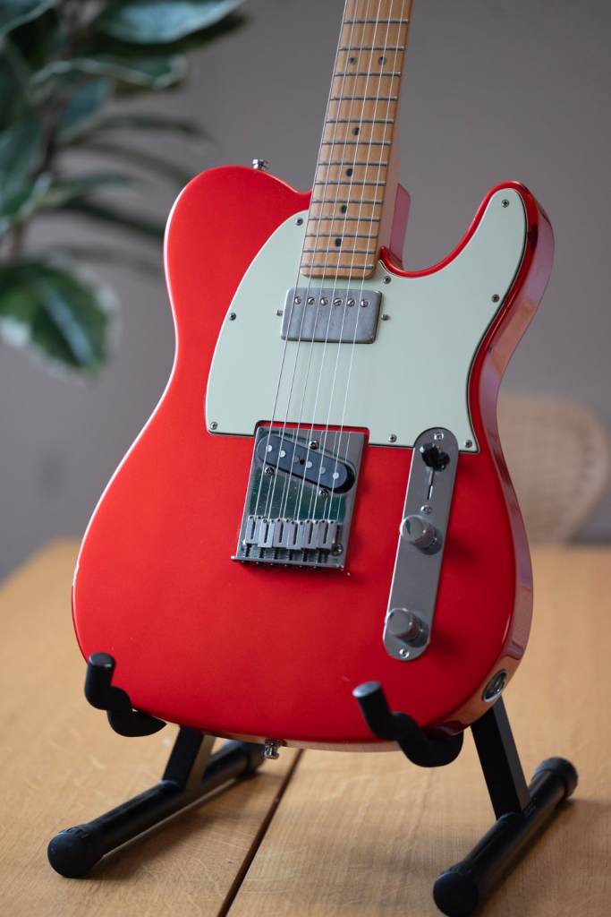 2002 Fender USA American Series HS Telecaster Chrome Red Maple