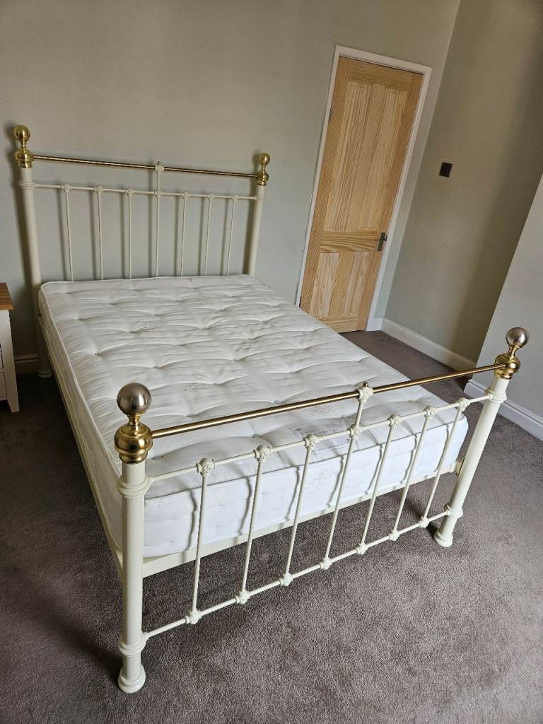 Marks and Spencer Cream and Gold Metal Double Bed Frame – Good Condition