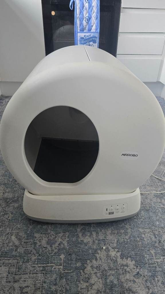 Self cleaning cat litter 