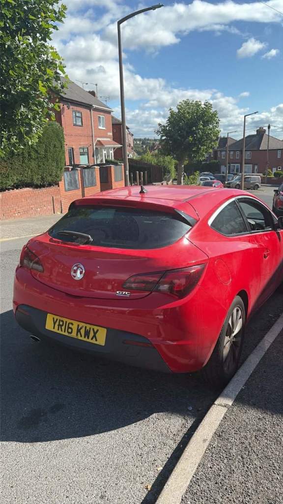 Vauxhall, GTC, Hatchback, 2016, Manual, 1956 (cc), 3 doors