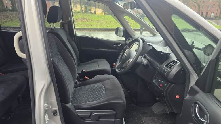 Nissan, 2014, 1990 (cc)