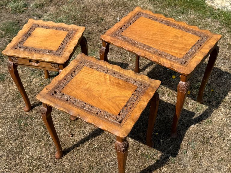 Set of nested tables - beautiful detailing