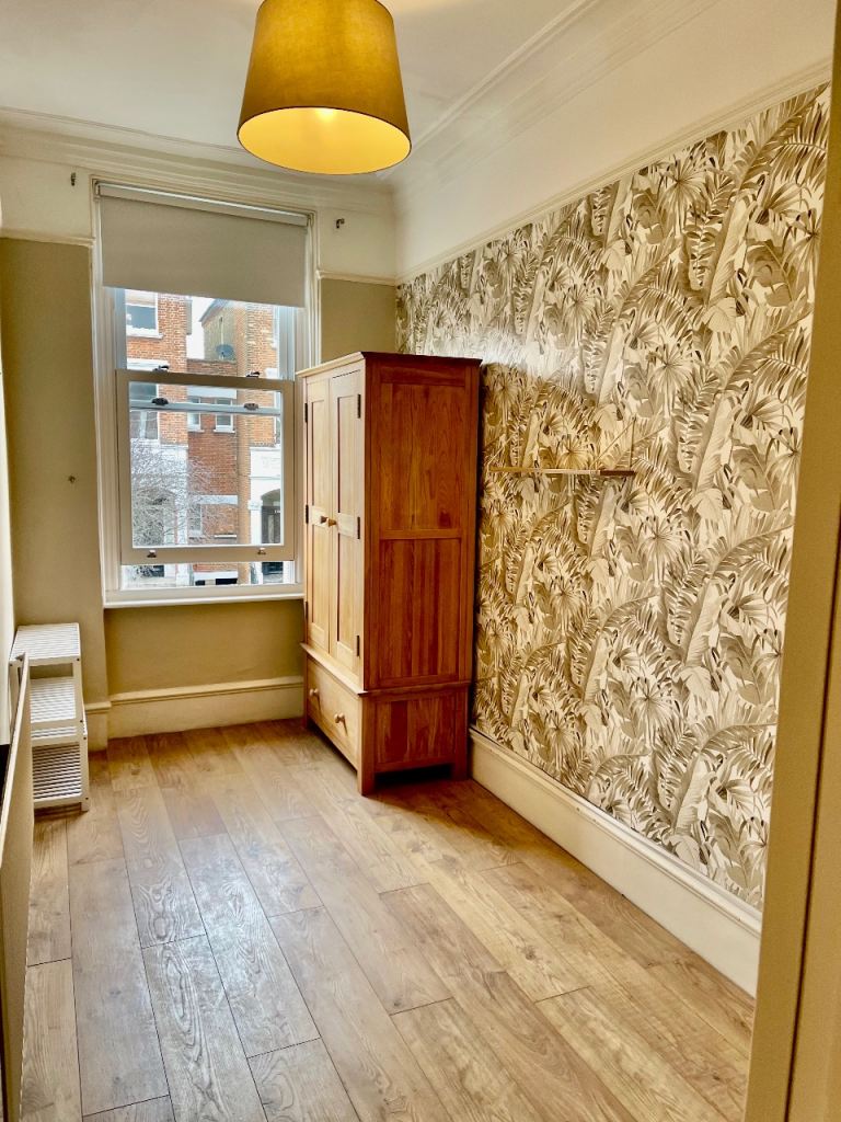 Cozy Room in Parsons Green - 5 min to Tube Station