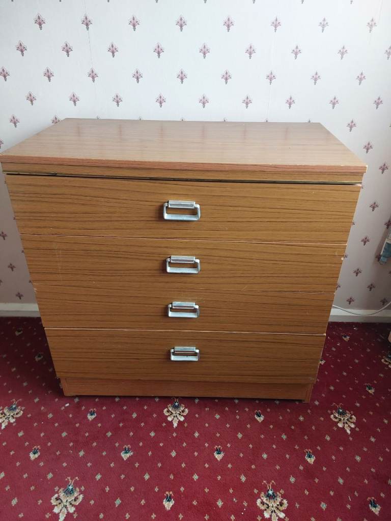 Chest drawers (delivery available 