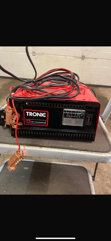 Tronic battery charger unused 