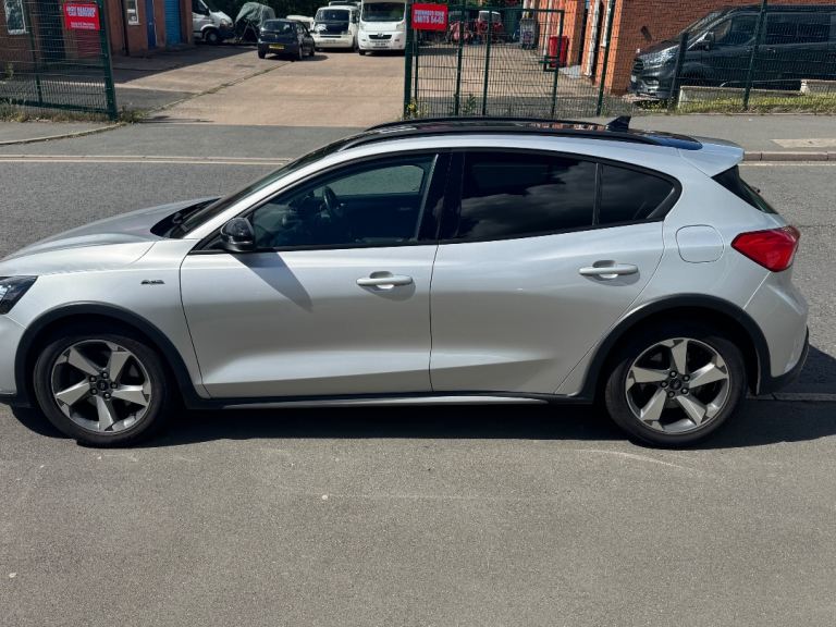 Ford, FOCUS, Hatchback, 2019, Manual, 1498 (cc), 5 doors