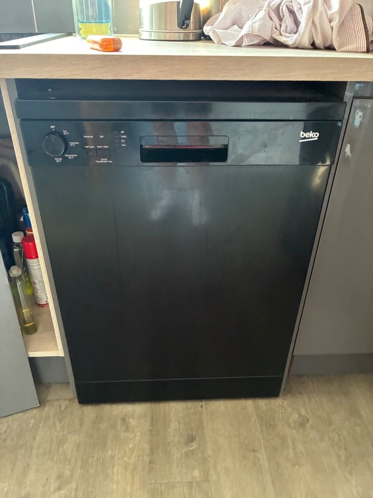 HOUSE CLEARANCE - Beko Dishwasher