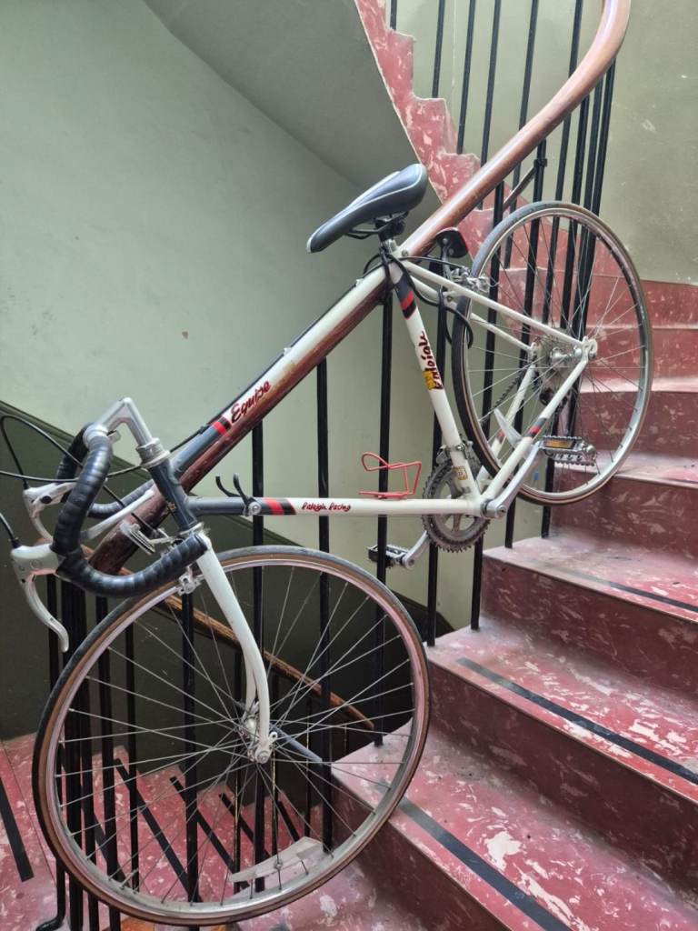 Raleigh Equipe Racing Vintage Road Bike – Restoration Project (c.1985)