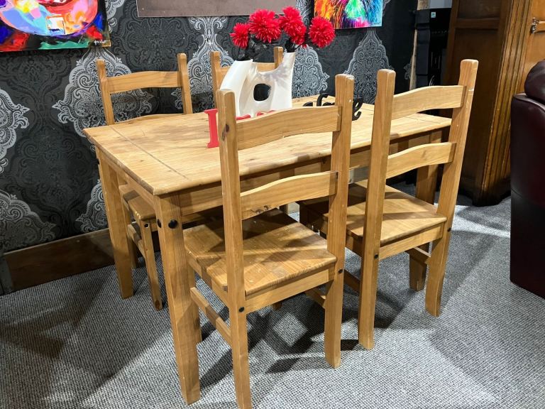 Fantastic Chunky Farmhouse Waxed 4 x 3 Foot Pine Dining Kitchen Table - Delivery