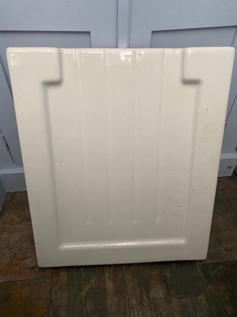 1 Ceramic sink drainers 