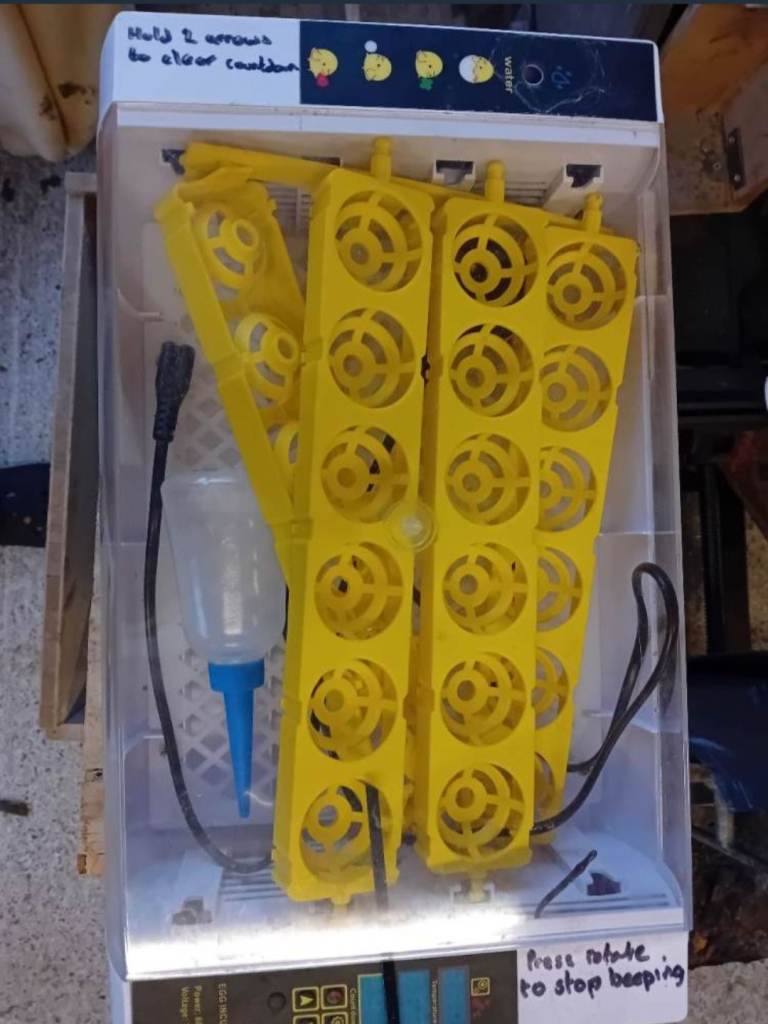 Incubator for parts or repair