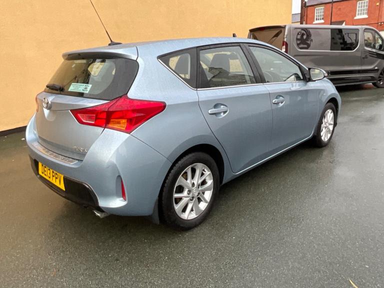 2013 Toyota Auris 1.6 V-Matic Icon 5dr HATCHBACK Petrol Manual