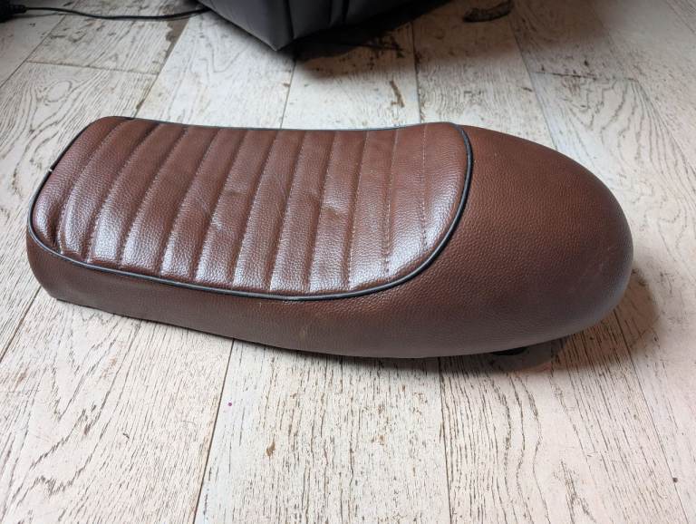 Cafe racer motorcycle seat 