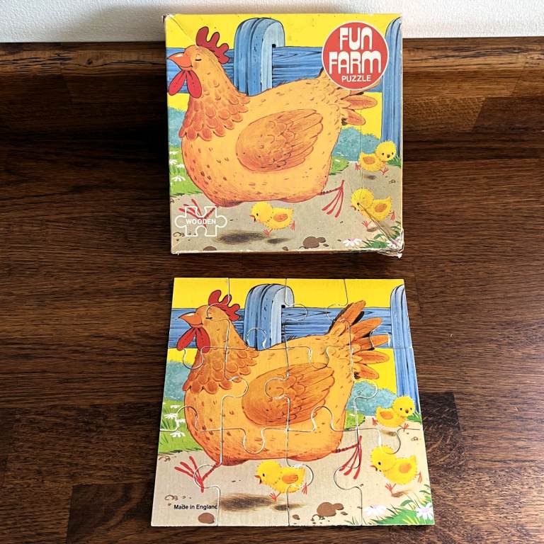 Vintage 1980's puzzle Farm Fun “Harriet Hen”. 12 large wooden pieces. Complete. Boxed. Can post.