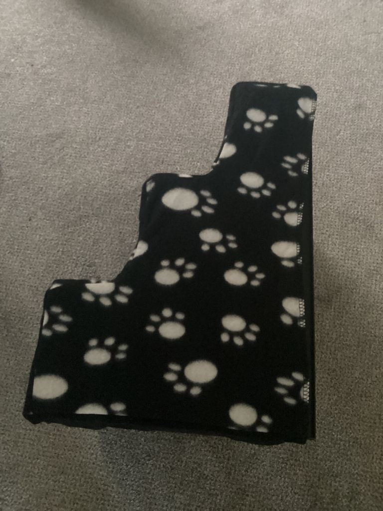 Brand new. Dogs/cats stepladder