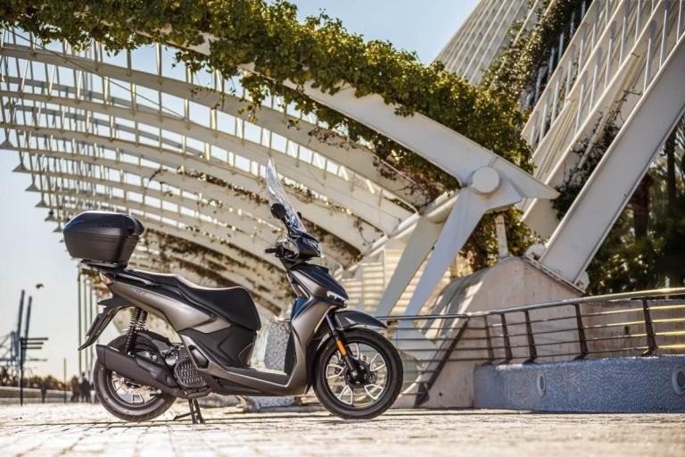 Voge SR16 125cc Scooter