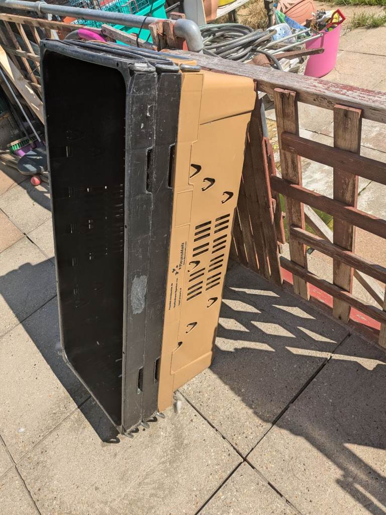 Large storage containers 