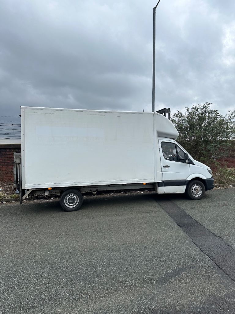 CHEAP URGENT MAN & VAN MANCHESTER HOUSE/FLAT/APARTMENT/STORAGE/ROOM/BIKE/OFFICE REMOVALS/CLEARANCE 