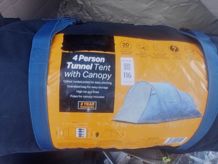 New 4 Person Tunnel Tent with Canopy – Blue