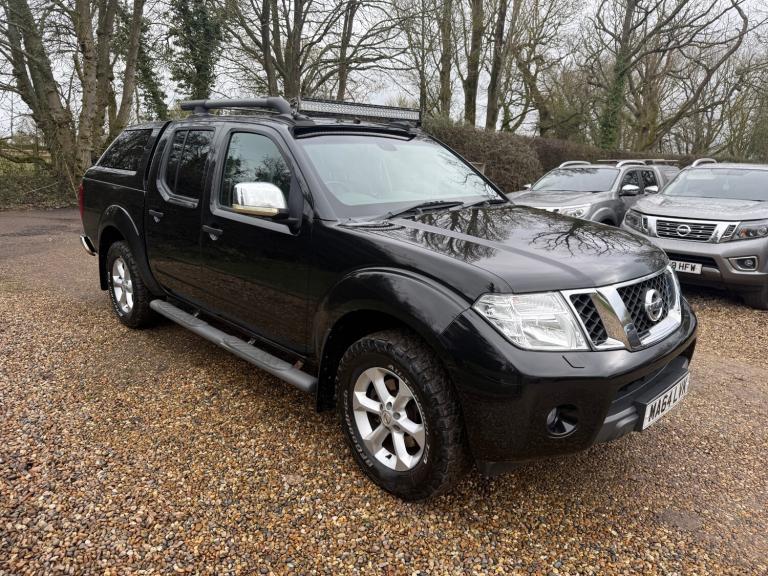 2014 Nissan Navara Double Cab Pick Up Tekna 2.5dCi 190 4WD Auto PICK UP Diesel Automatic