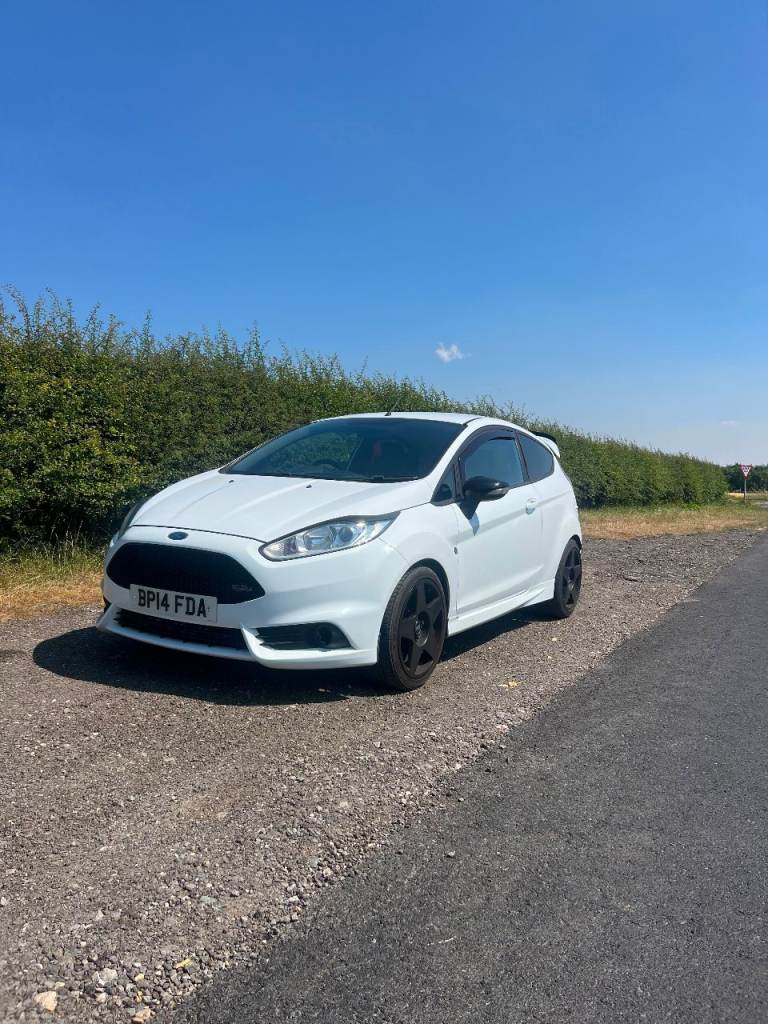  2014 FORD FIESTA ST-2 1.6 VUDU STAGE 3 317BHP