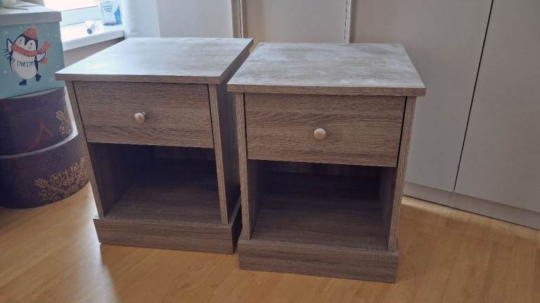 Pair of Bedside Tables with Drawer