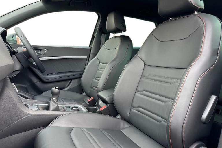 2025 SEAT Ateca 1.5 TSI EVO FR Black Edition Euro 6 (s/s) 5dr SUV PETROL Manual