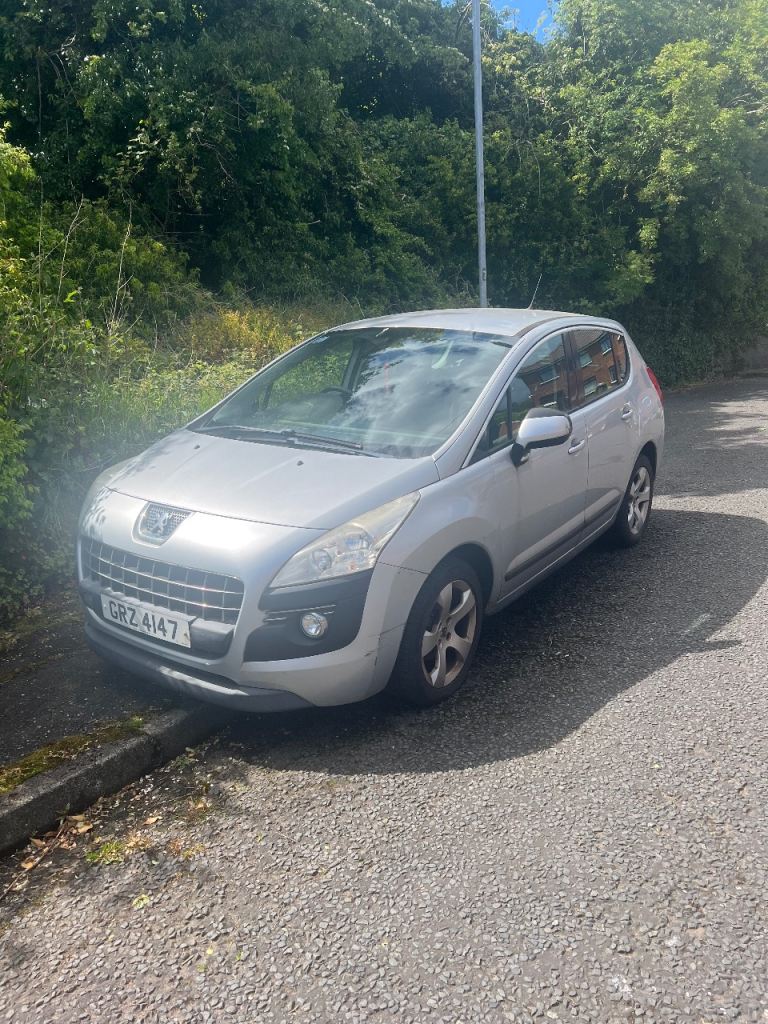 Peugeot 3008, 2013, Manual, 1560 (cc), 5 doors