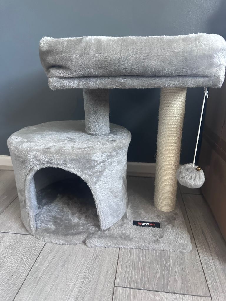 Cat tree