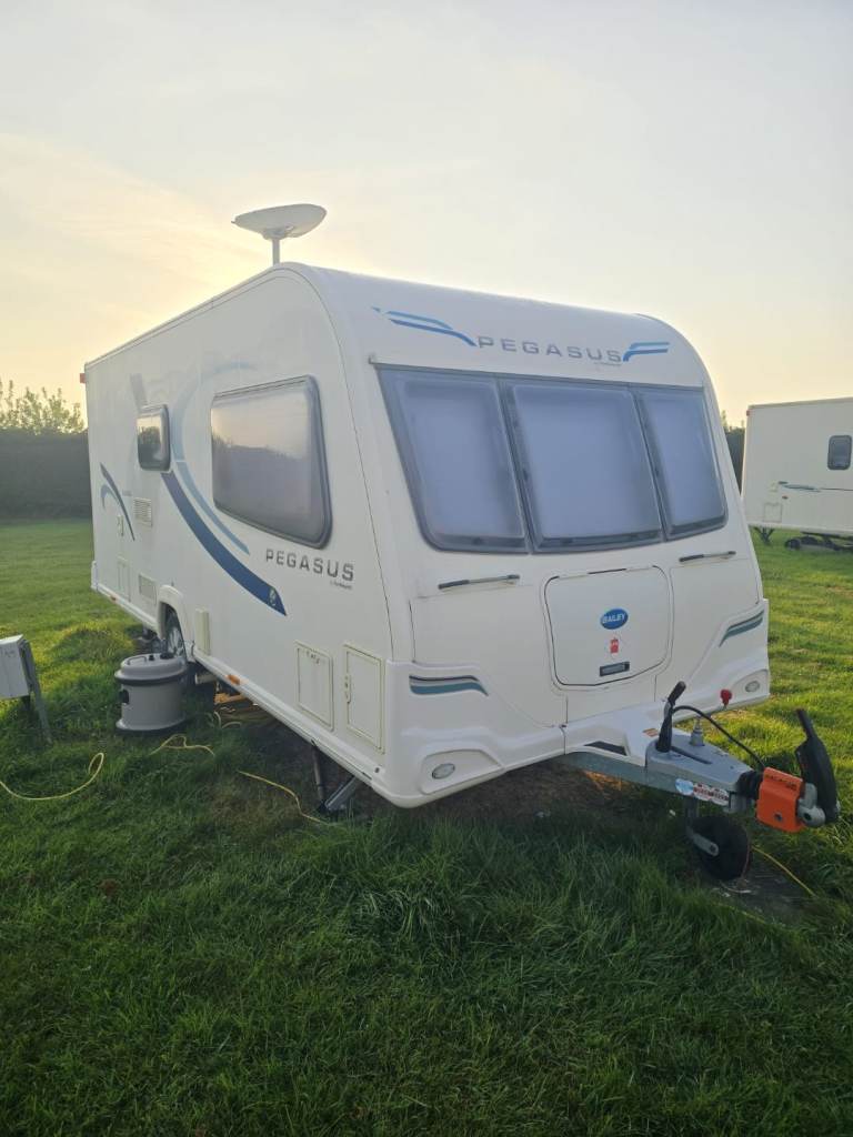 2013 Bailey Pegasus Genoa 2 berth motor mover