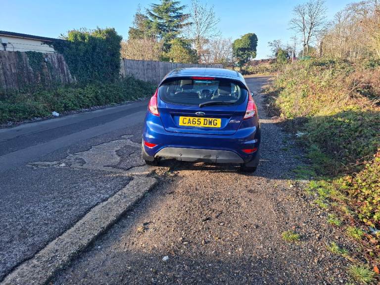 Ford, FIESTA, Hatchback, 2015, Manual, 1241 (cc), 3 doors