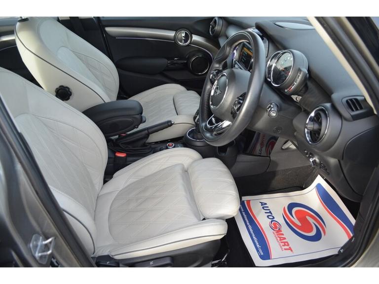 2019 MINI Hatch Cooper Exclusive Hatchback Petrol Automatic