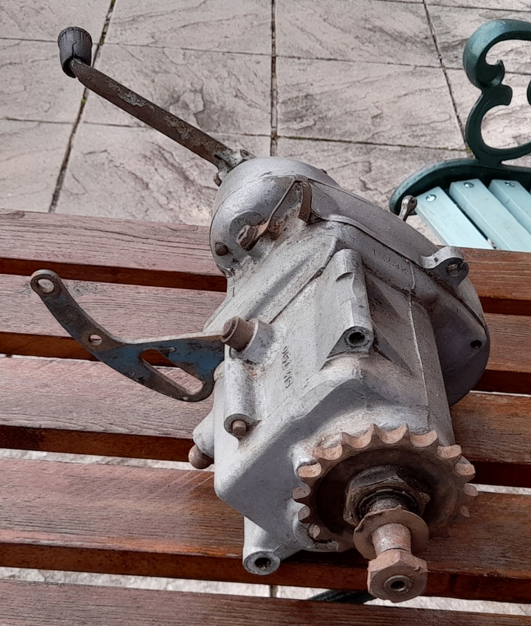 1959 pre unit Tiger100 gearbox