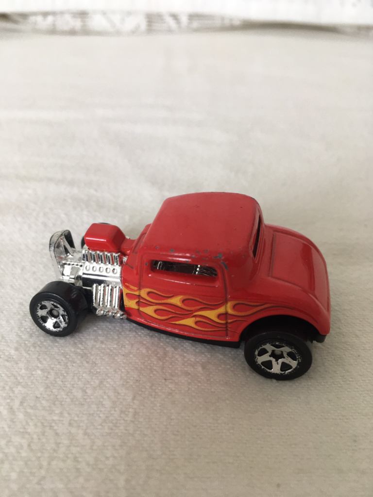 Hot Wheels 32 Ford 1:64 Scale Model Toy Car 1997
