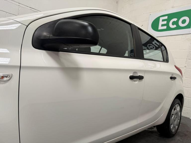 2014 Hyundai i20 1.2 Classic Euro 5 5dr HATCHBACK Petrol Manual
