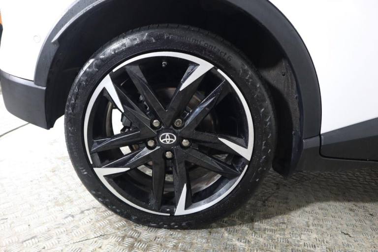 2022 Toyota C-HR 1.8 VVT-h GR SPORT CVT Euro 6 (s/s) 5dr HATCHBACK PETROL/ELECTRIC Automatic