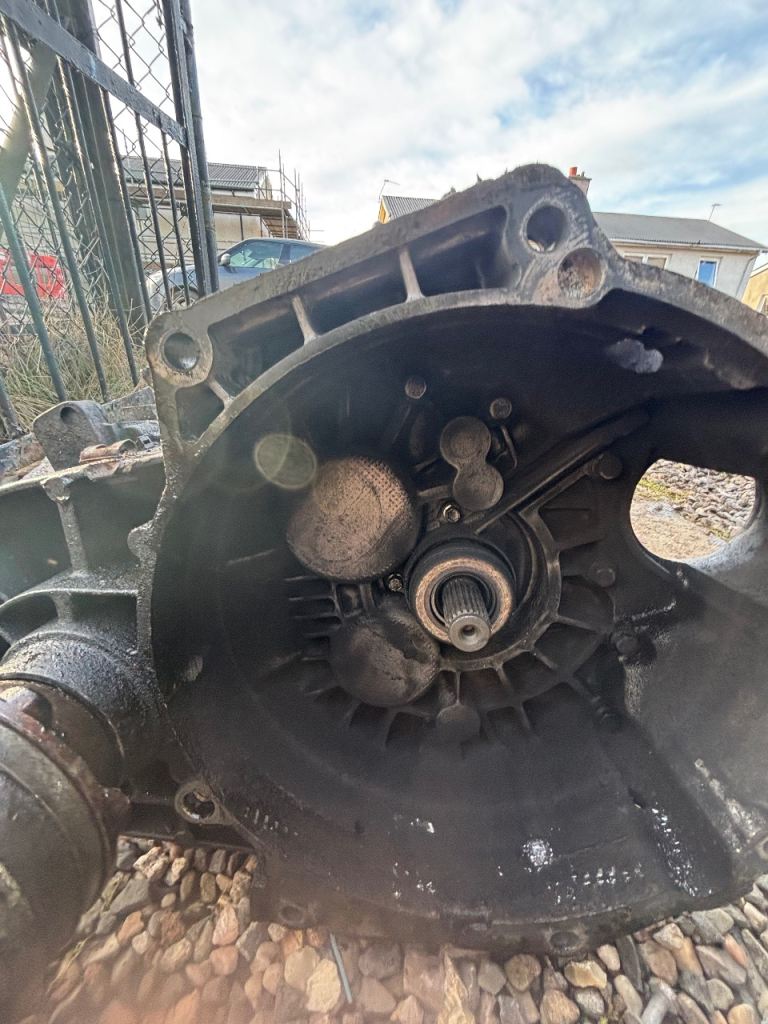 Pd130 6 speed gearbox 