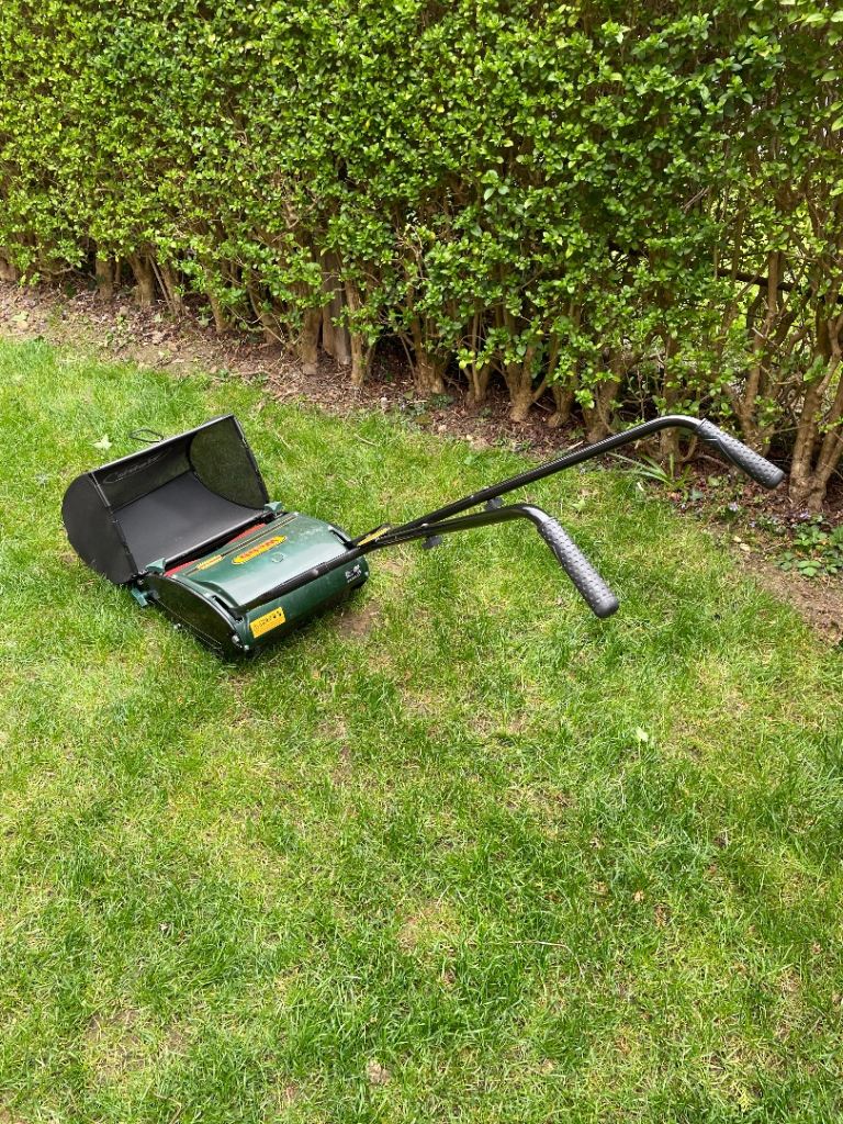 Webb hand lawn mower