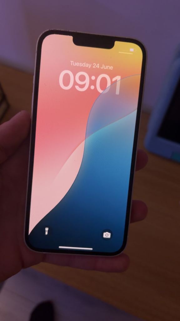 iPhone 13 – White, As Good As New