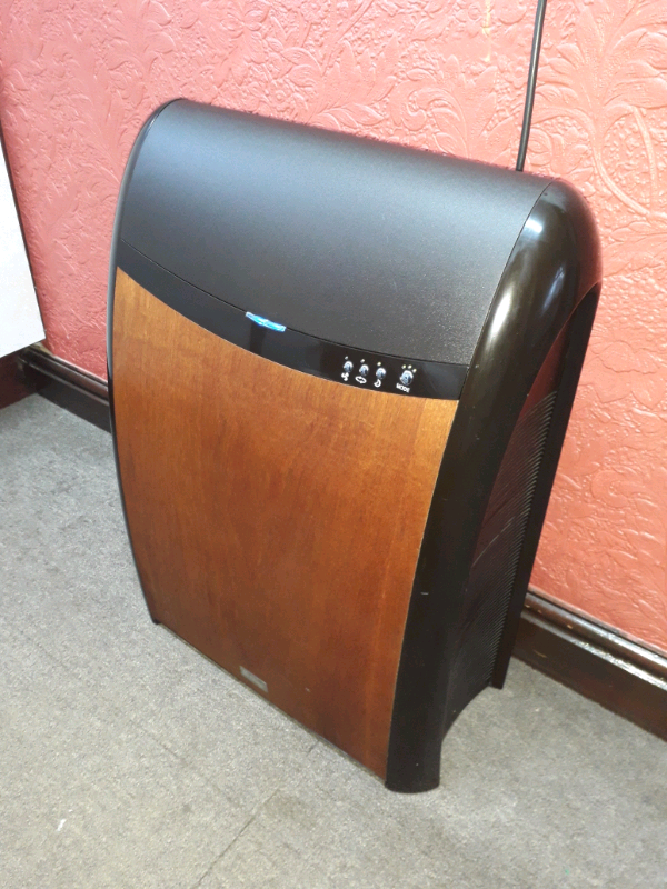 EBAC 6200 5 BEDROOM 25 LITRE DEHUMIDIFIER IN EXCELLENT CONDITION 