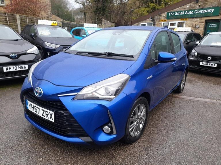 Toyota Yaris VVT-I ICON TECH +nav + camera, AUTO, 2 OWNERS, BLUE