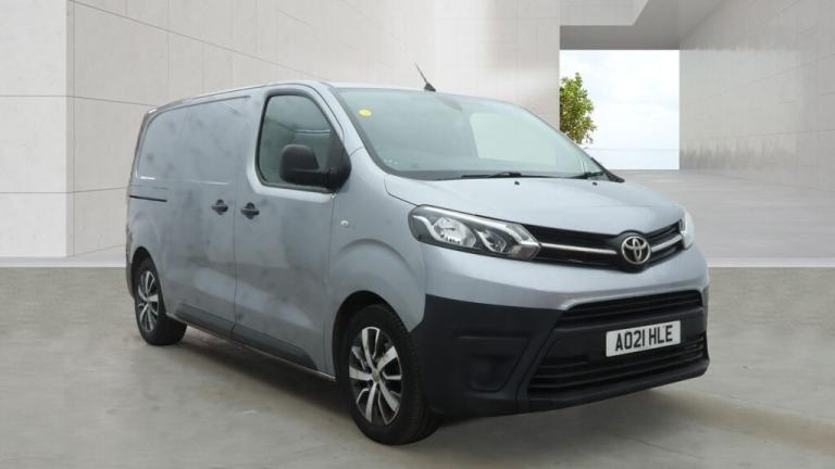 FULL SERVICE HISTORY | 2021 TOYOTA PROACE ICON | 3 MONTHS WARRANTY |PRICE+VAT