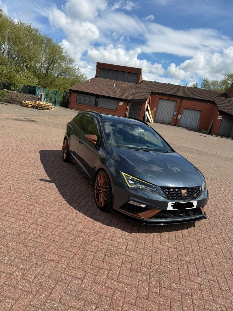 SEAT CUPRA LEON ST 300 4DRIVE 2019