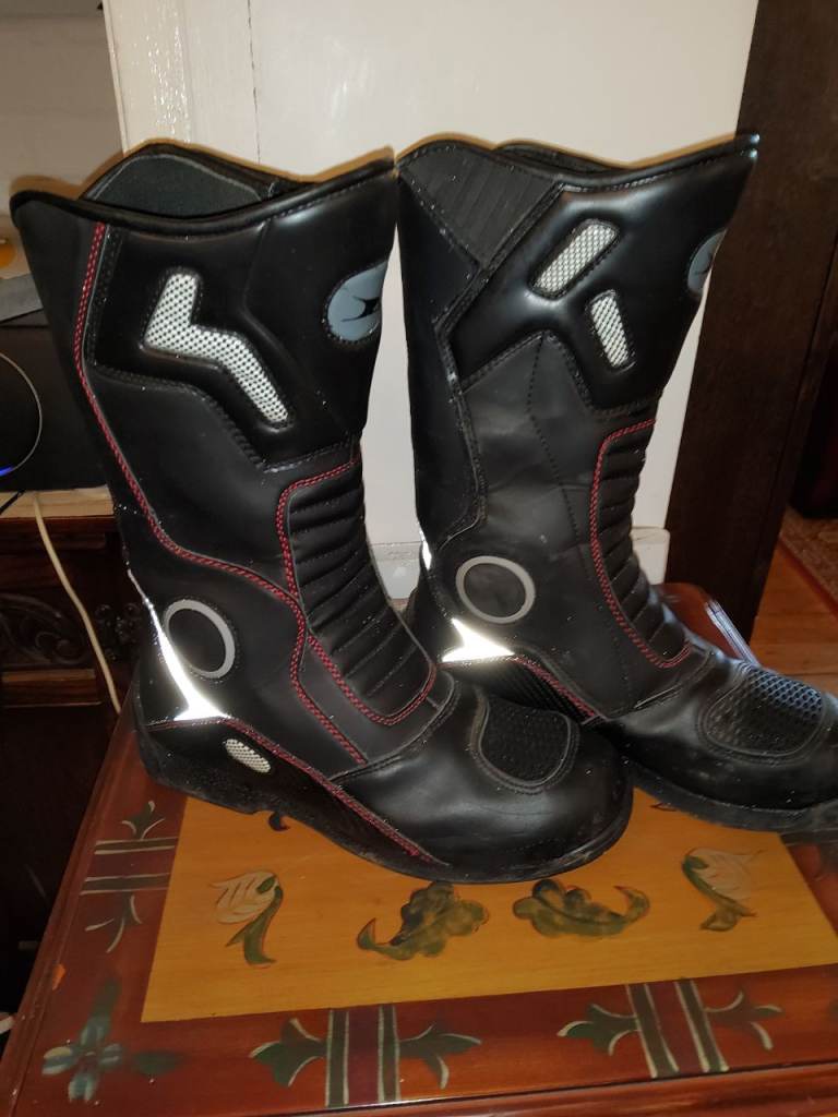 Pair Mens Motorcycle Boots Size 8/9