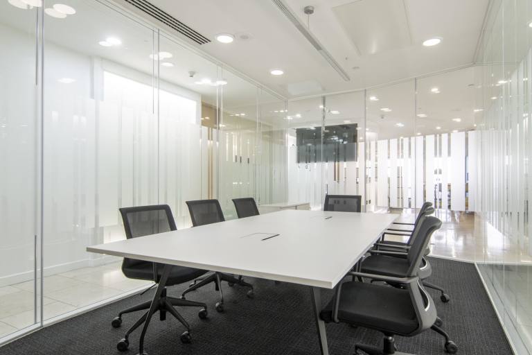 London - E14 5AA \ Flexible Office Space for Up to 10 Desks